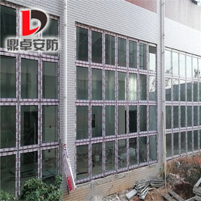 й������������