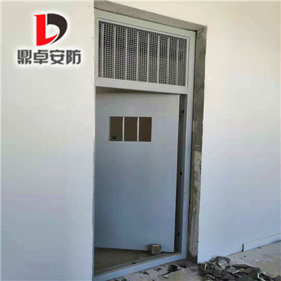 ��������������