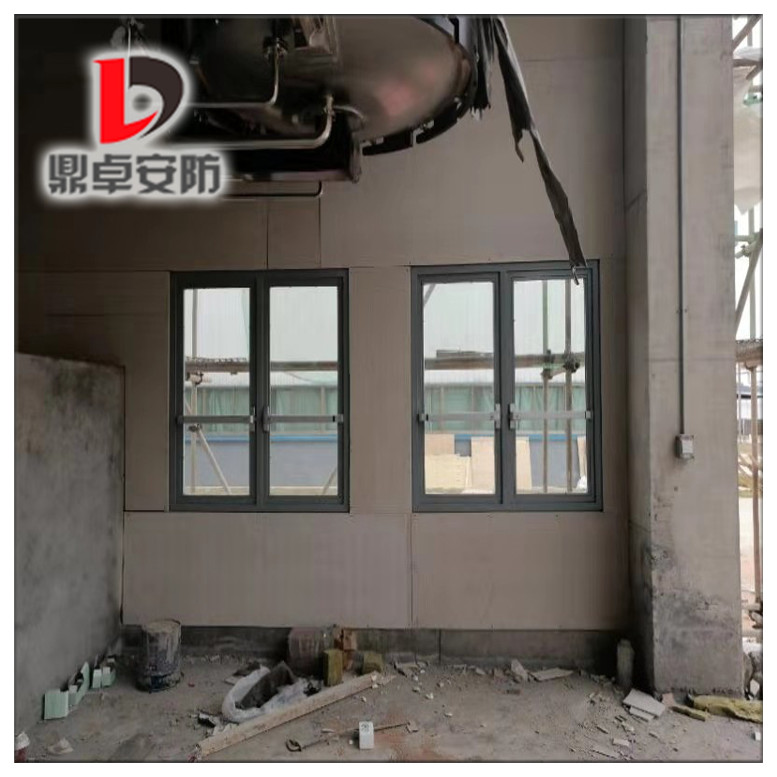 ��������������